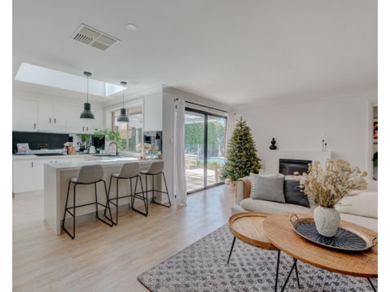 24 Wahroonga Drive, Tamworth NSW 2340