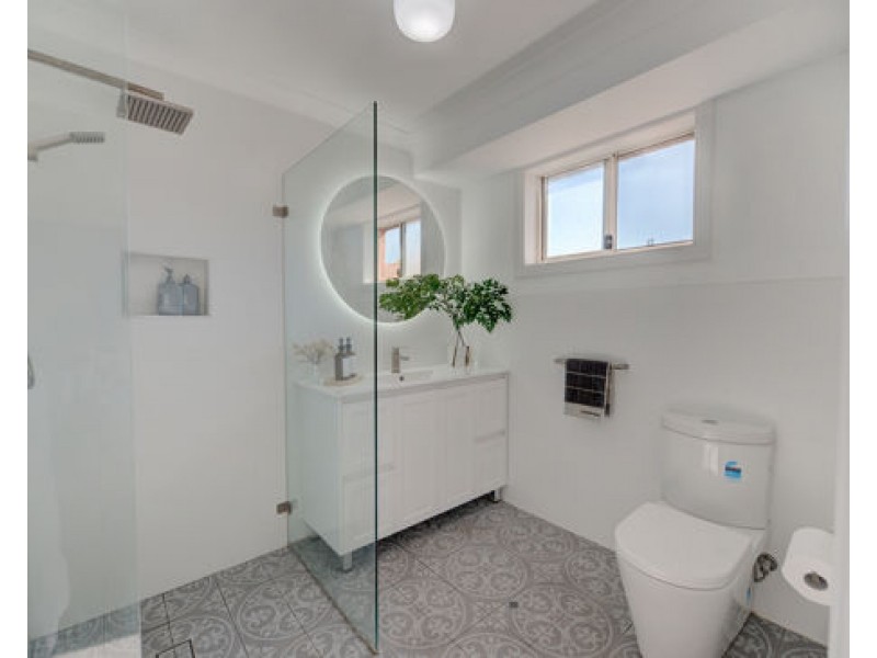 24 Wahroonga Drive, Tamworth NSW 2340