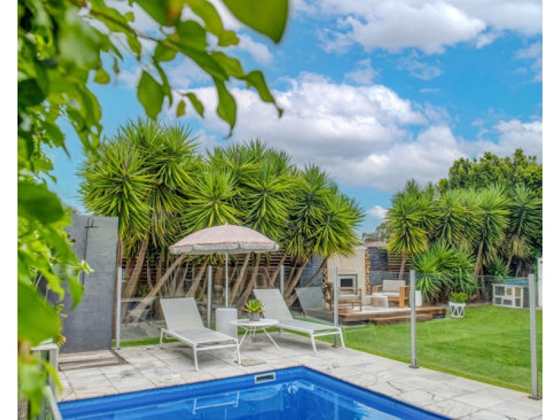 24 Wahroonga Drive, Tamworth NSW 2340