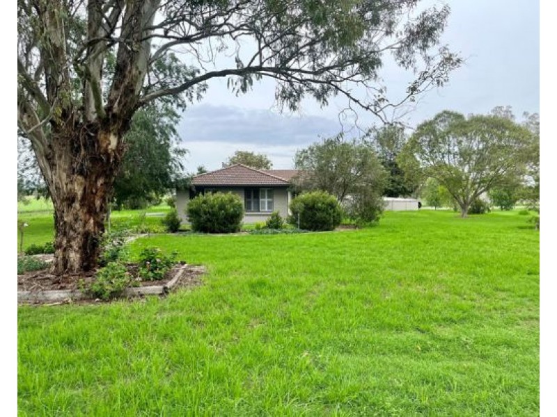 1265 Manilla Road, Tamworth NSW 2340