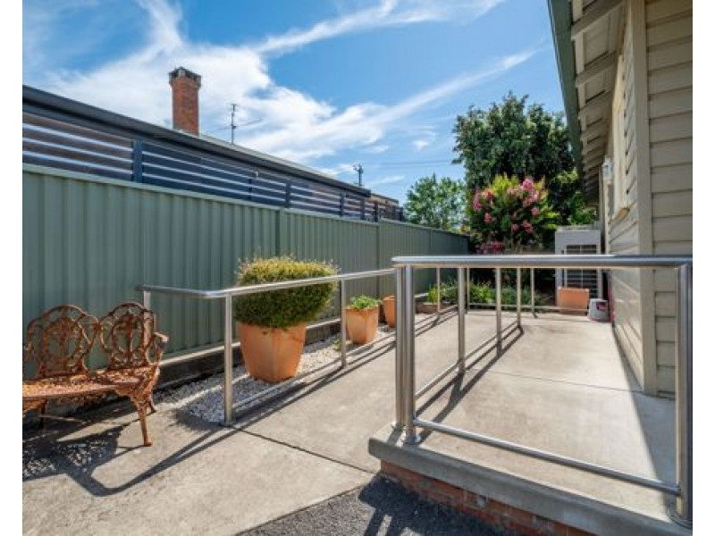 14 Dean Street, Tamworth NSW 2340