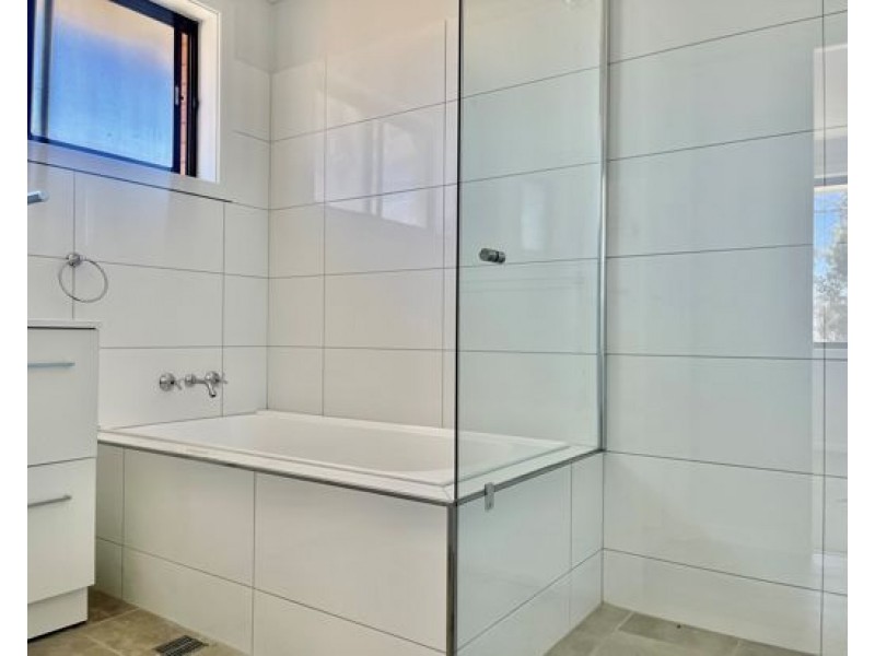 76 Seddons Road, Tamworth NSW 2340