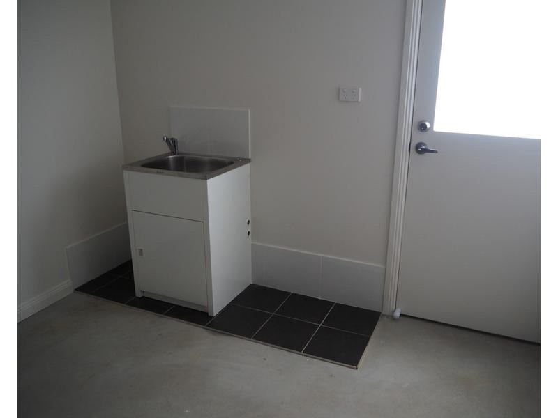 2/7 Curlew Crescent, Tamworth NSW 2340