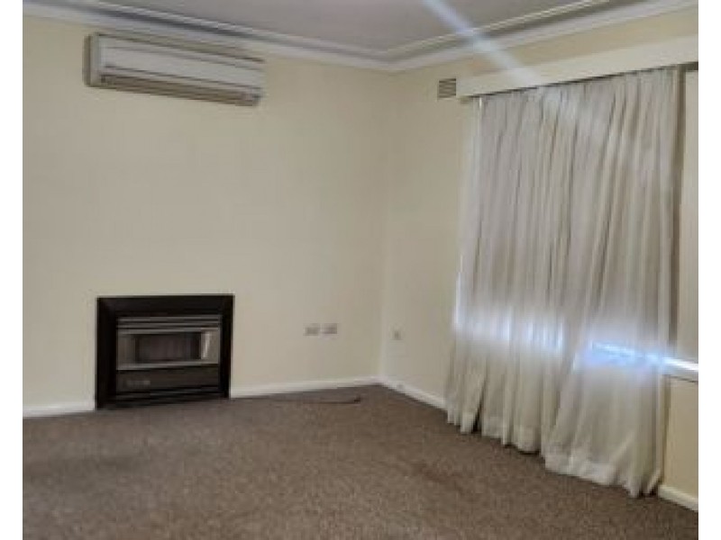 2 Karloo Street, Tamworth NSW 2340