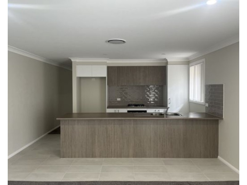 15 Ayrshire Crescent, Tamworth NSW 2340