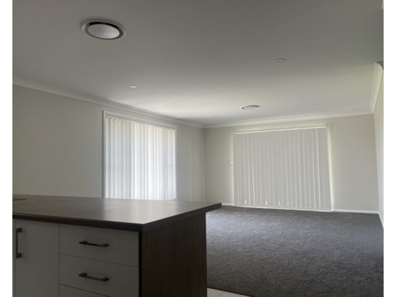 15 Ayrshire Crescent, Tamworth NSW 2340