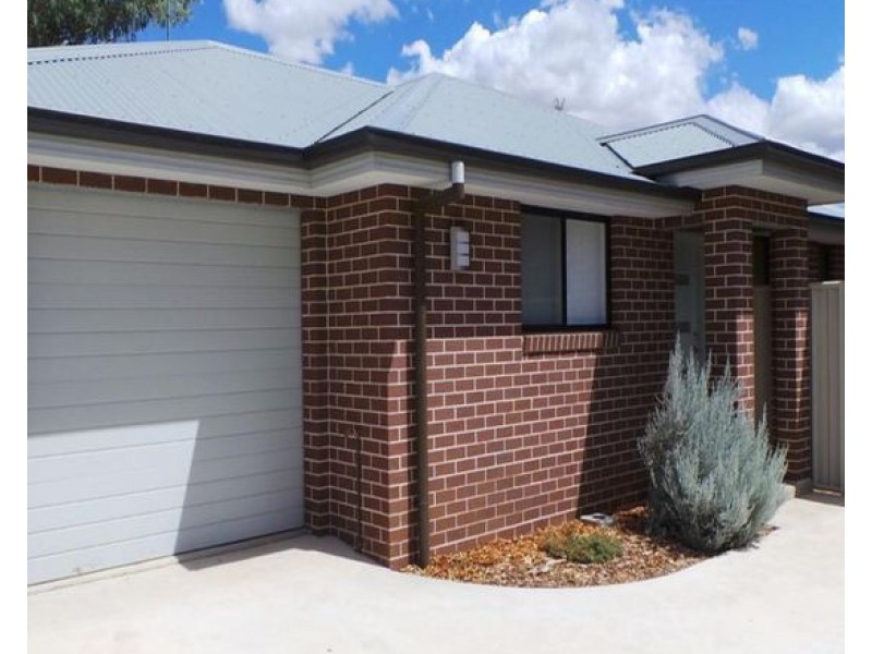 4/4 Cohen Street, Tamworth NSW 2340