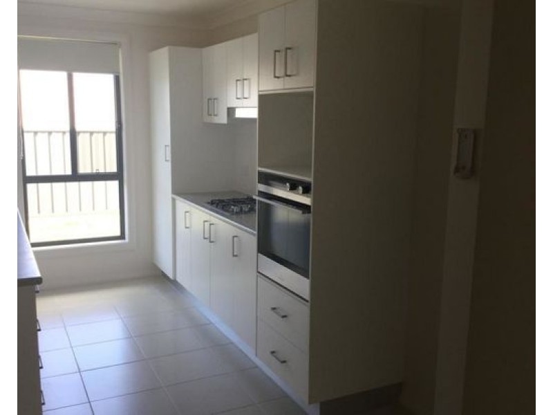 79A Denman Avenue, Kootingal NSW 2352