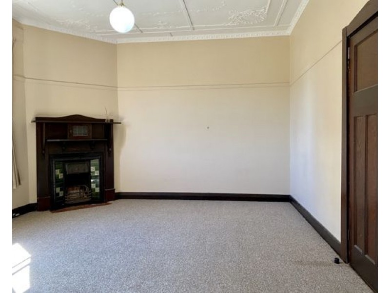 158 Carthage Street, Tamworth NSW 2340