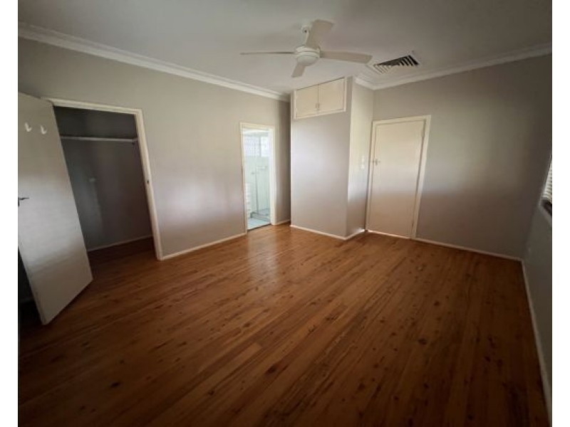 50 Kent Street, Tamworth NSW 2340