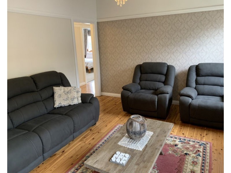 4 Edward Street, Tamworth NSW 2340
