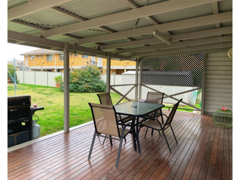 4 Edward Street, Tamworth NSW 2340