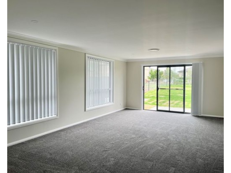 25 Kestral Street, Tamworth NSW 2340