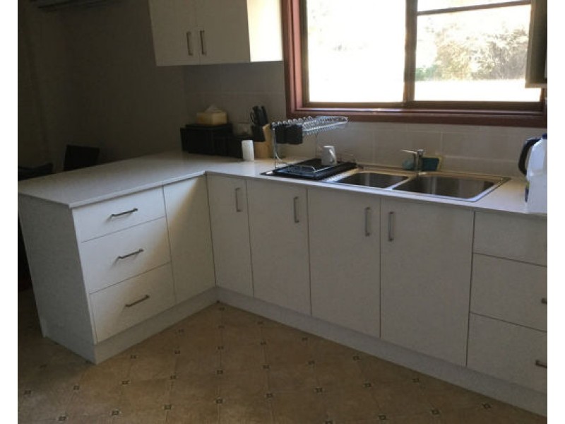 34 Kyooma Street, Tamworth NSW 2340