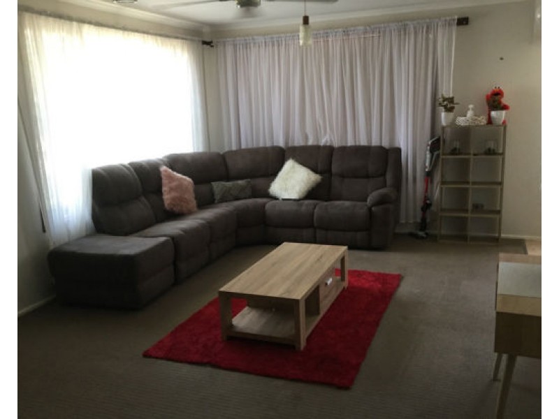 34 Kyooma Street, Tamworth NSW 2340