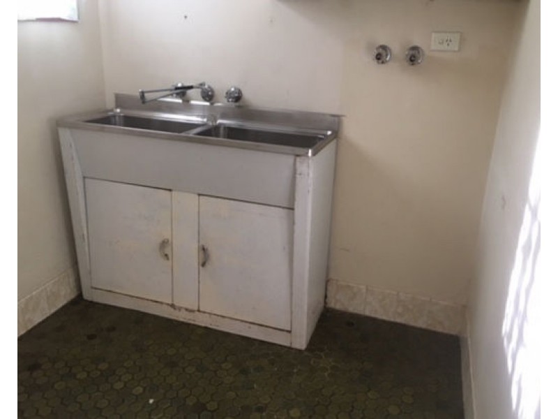 34 Kyooma Street, Tamworth NSW 2340