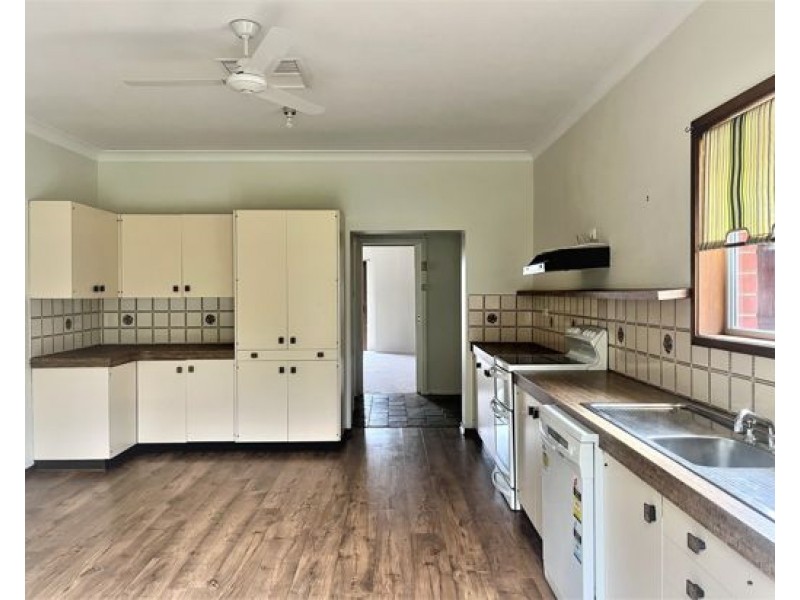 120 Rawson Avenue, Tamworth NSW 2340