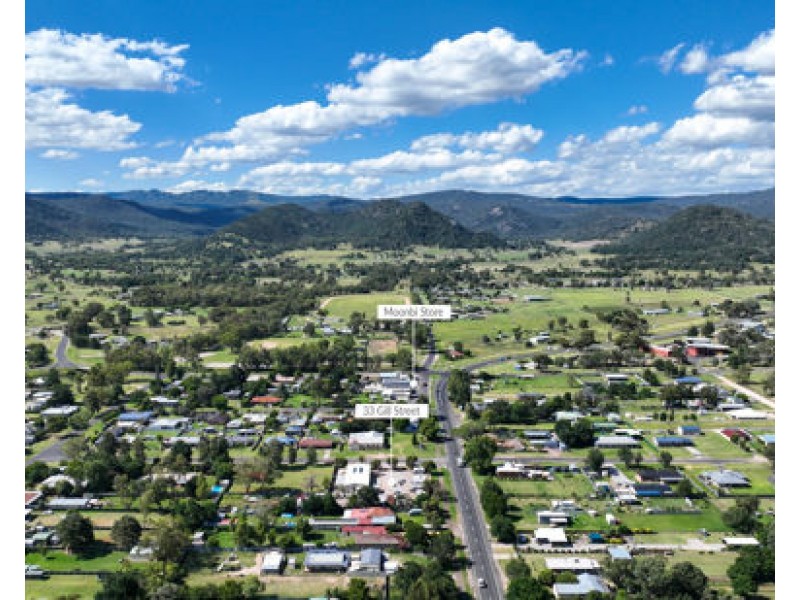33 Gill Street, Moonbi NSW 2353