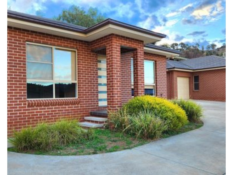 2/3 Ventnor Drive, Tamworth NSW 2340