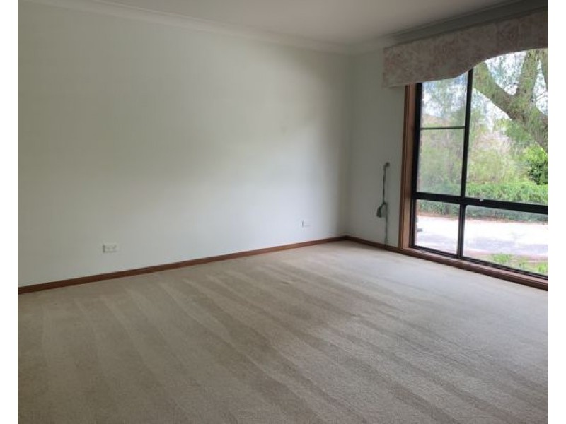 8 Eucalypt Avenue, Tamworth NSW 2340