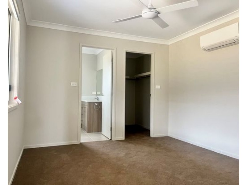 1/22 Cliffdale Place, Kootingal NSW 2352