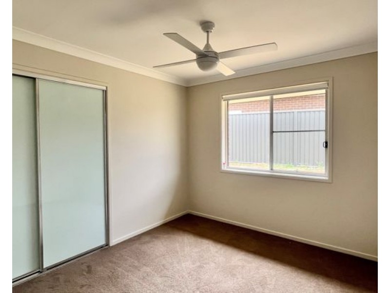 1/22 Cliffdale Place, Kootingal NSW 2352