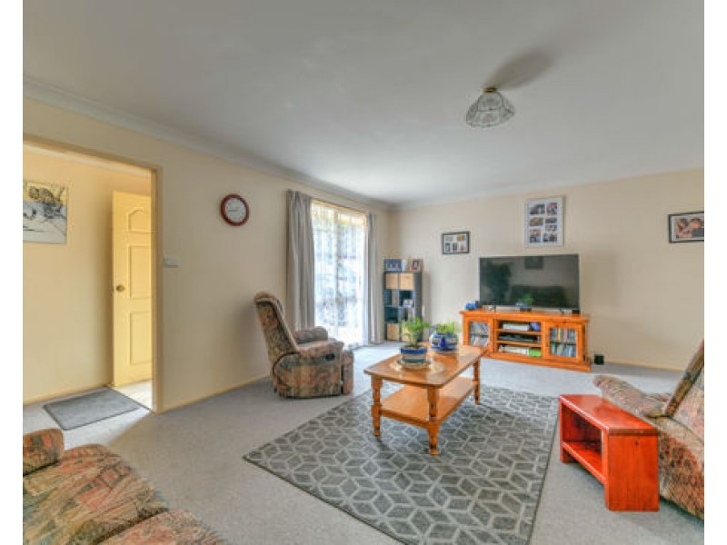 8 Grevillea Place, Tamworth NSW 2340