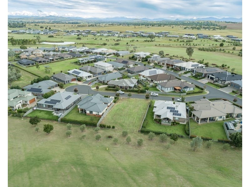 5 Sanctuary Place, Tamworth NSW 2340