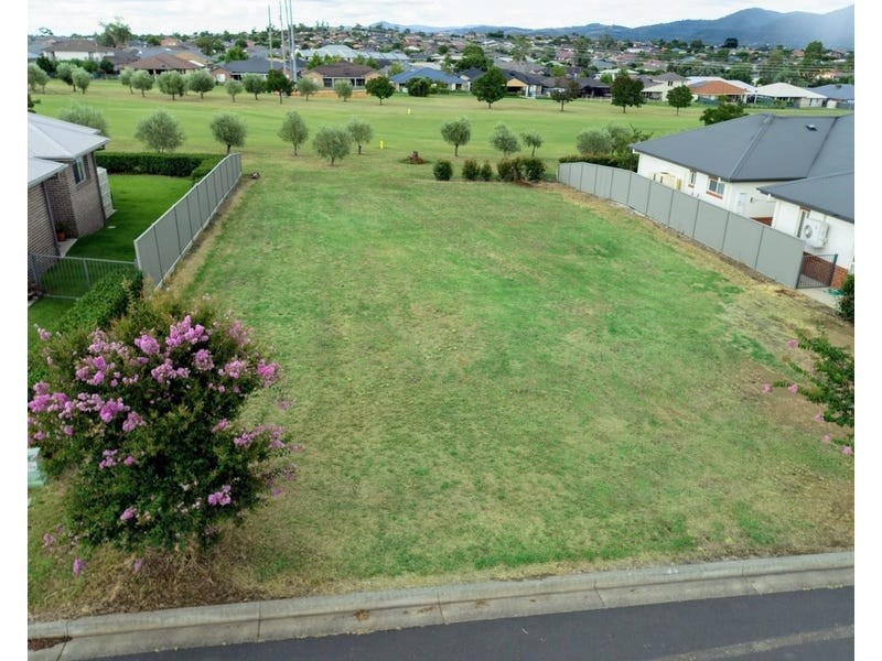 5 Sanctuary Place, Tamworth NSW 2340