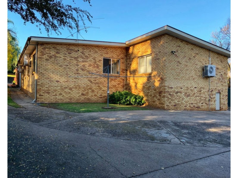 3/27 Napier Street, Tamworth NSW 2340