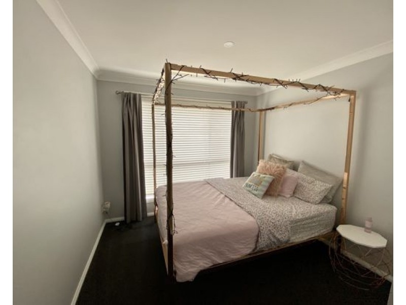 14 Illawarra Place, Tamworth NSW 2340