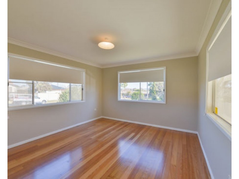 25 John Street, Tamworth NSW 2340