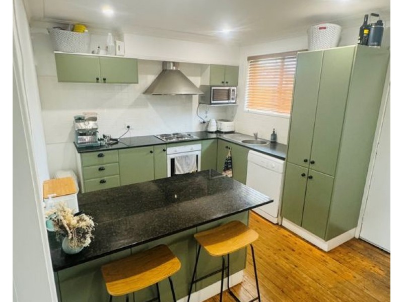 13 Robina Street, Tamworth NSW 2340