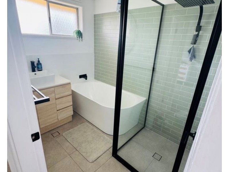 13 Robina Street, Tamworth NSW 2340