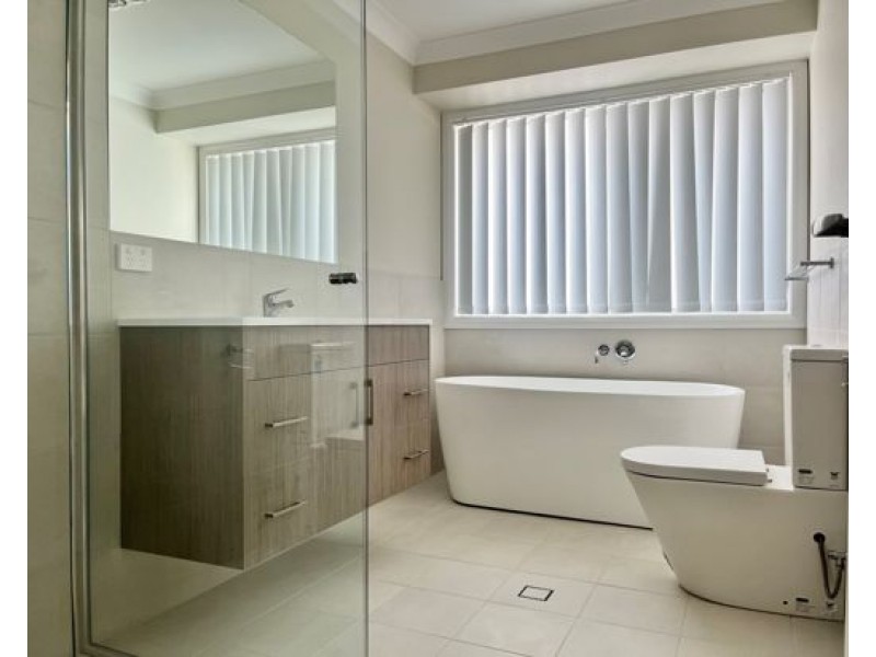 15 Hanbury Place, Tamworth NSW 2340