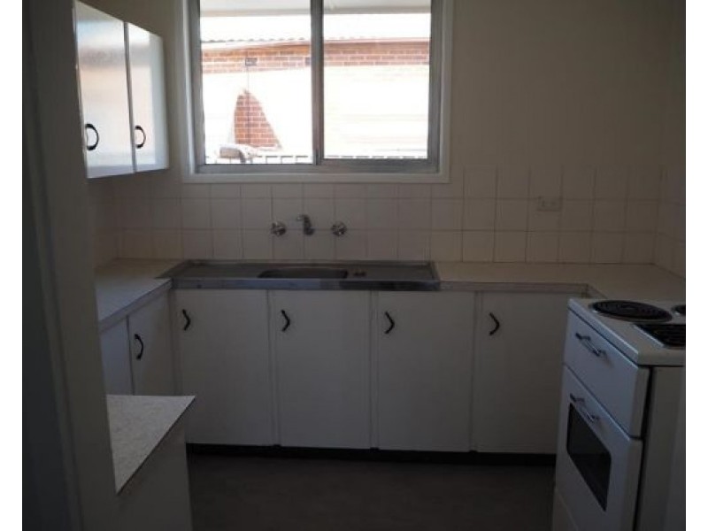 2/9 Margaret Street, Tamworth NSW 2340