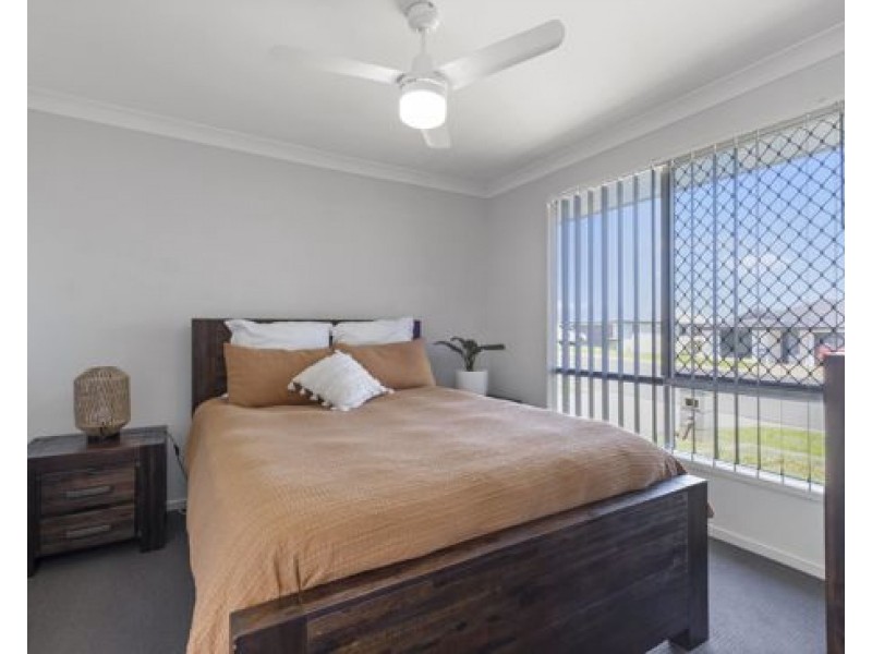 2/56 Tulipwood Crescent, Tamworth NSW 2340