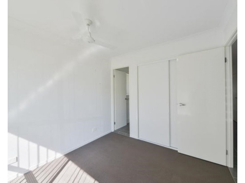 1/9 Kaputar Close, Tamworth NSW 2340