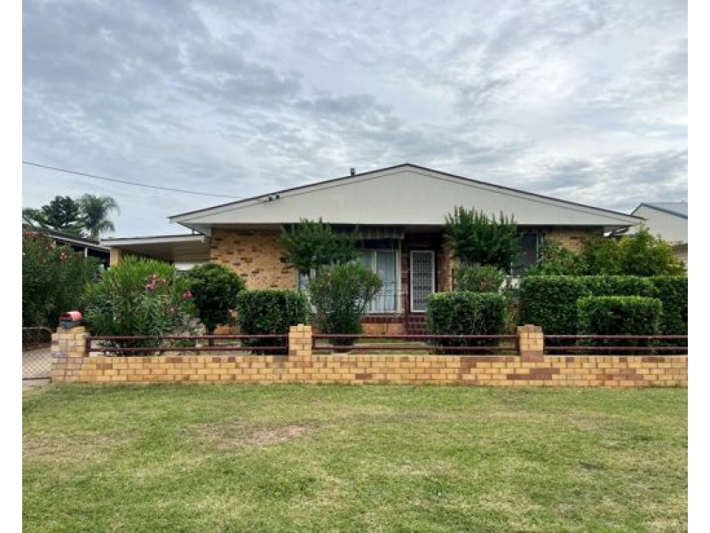 14 Croydon Avenue, Tamworth NSW 2340