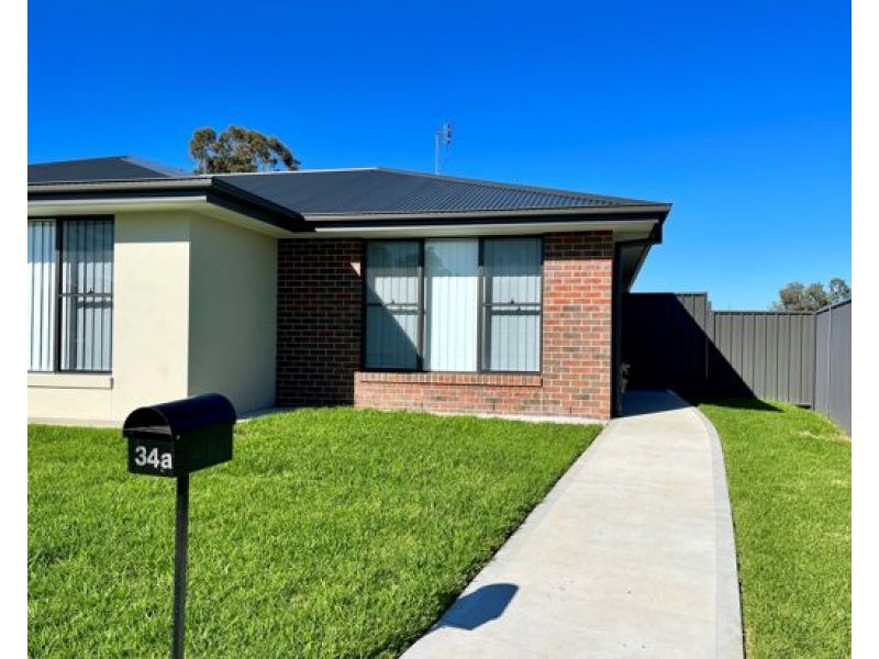 34a Gordon Street, Tamworth NSW 2340