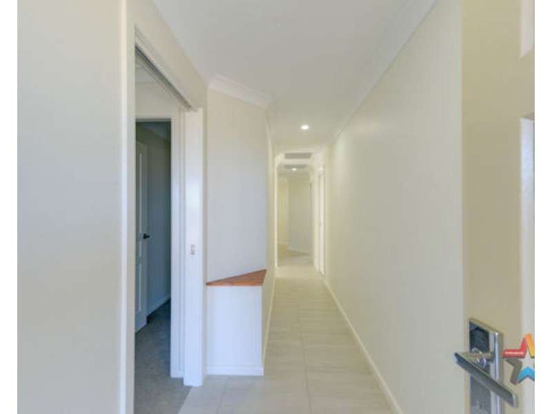 2/3 Francis Avenue, Tamworth NSW 2340