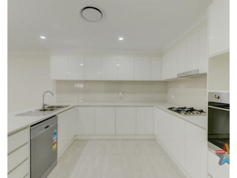 2/3 Francis Avenue, Tamworth NSW 2340