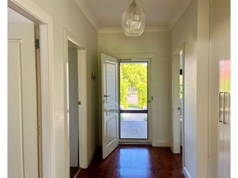 32 North Street, Tamworth NSW 2340