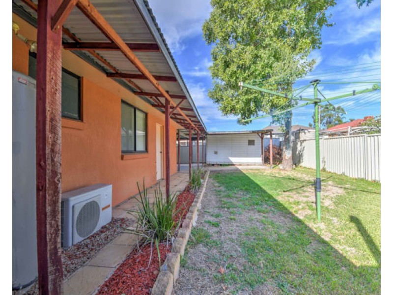 77 Evans Street, Westdale NSW 2340