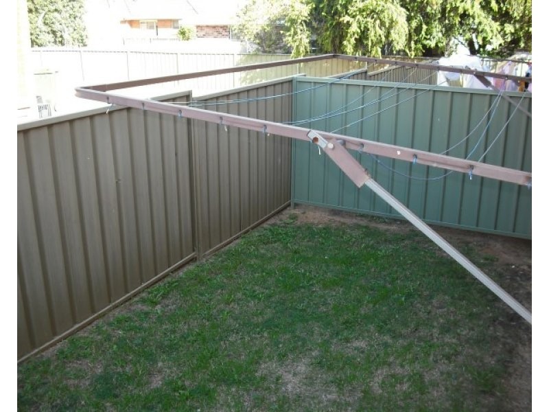 2/6 Cowper Close, Tamworth NSW 2340