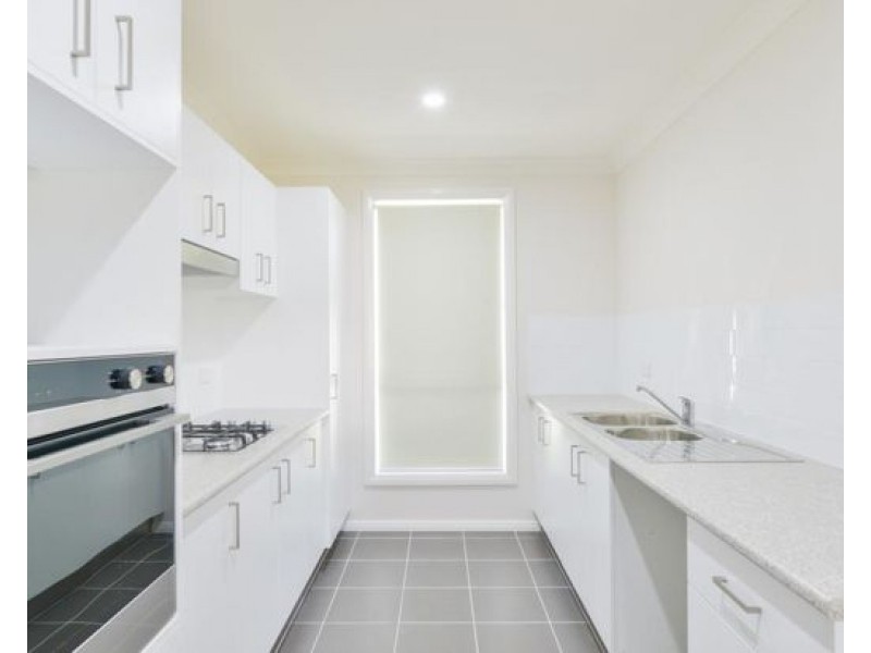 2A Reginald Drive, Tamworth NSW 2340