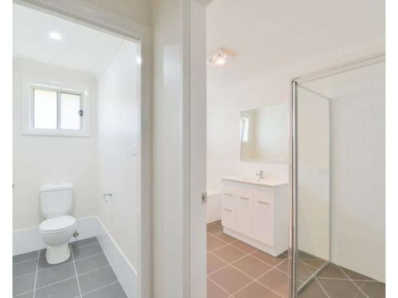 2A Reginald Drive, Tamworth NSW 2340