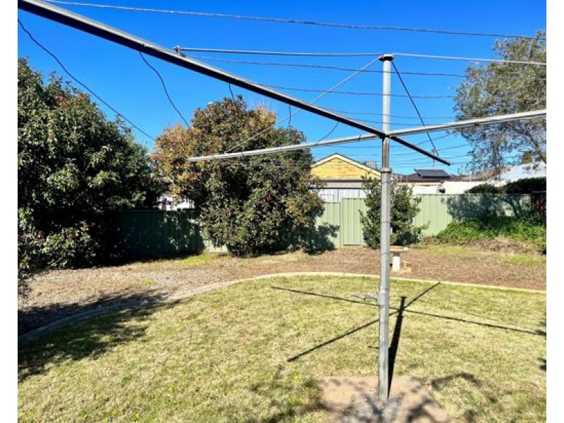31 Bell Street, Tamworth NSW 2340