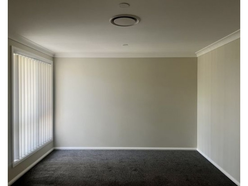 21 Mustang Close, Tamworth NSW 2340