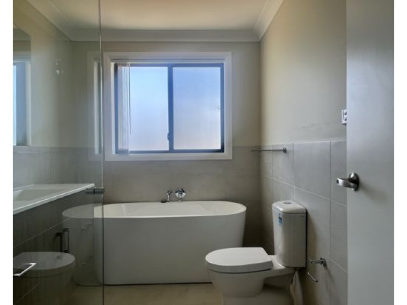 21 Mustang Close, Tamworth NSW 2340